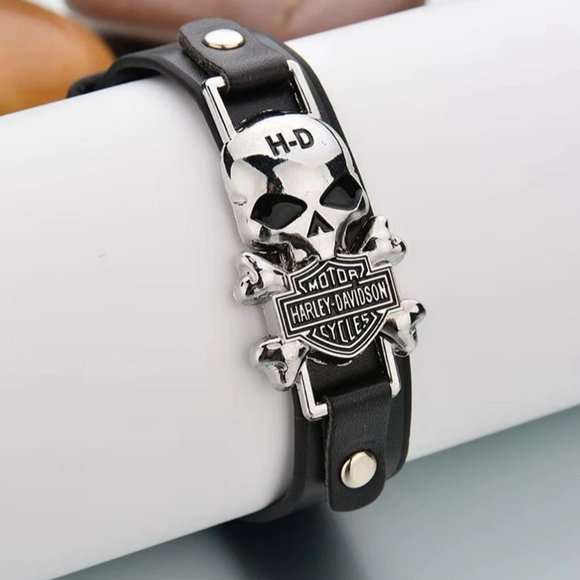 Ladies Harley Davidson Motorcycles Leather Skull Biker Bracelet  Adjustable New - Picture 7 of 7